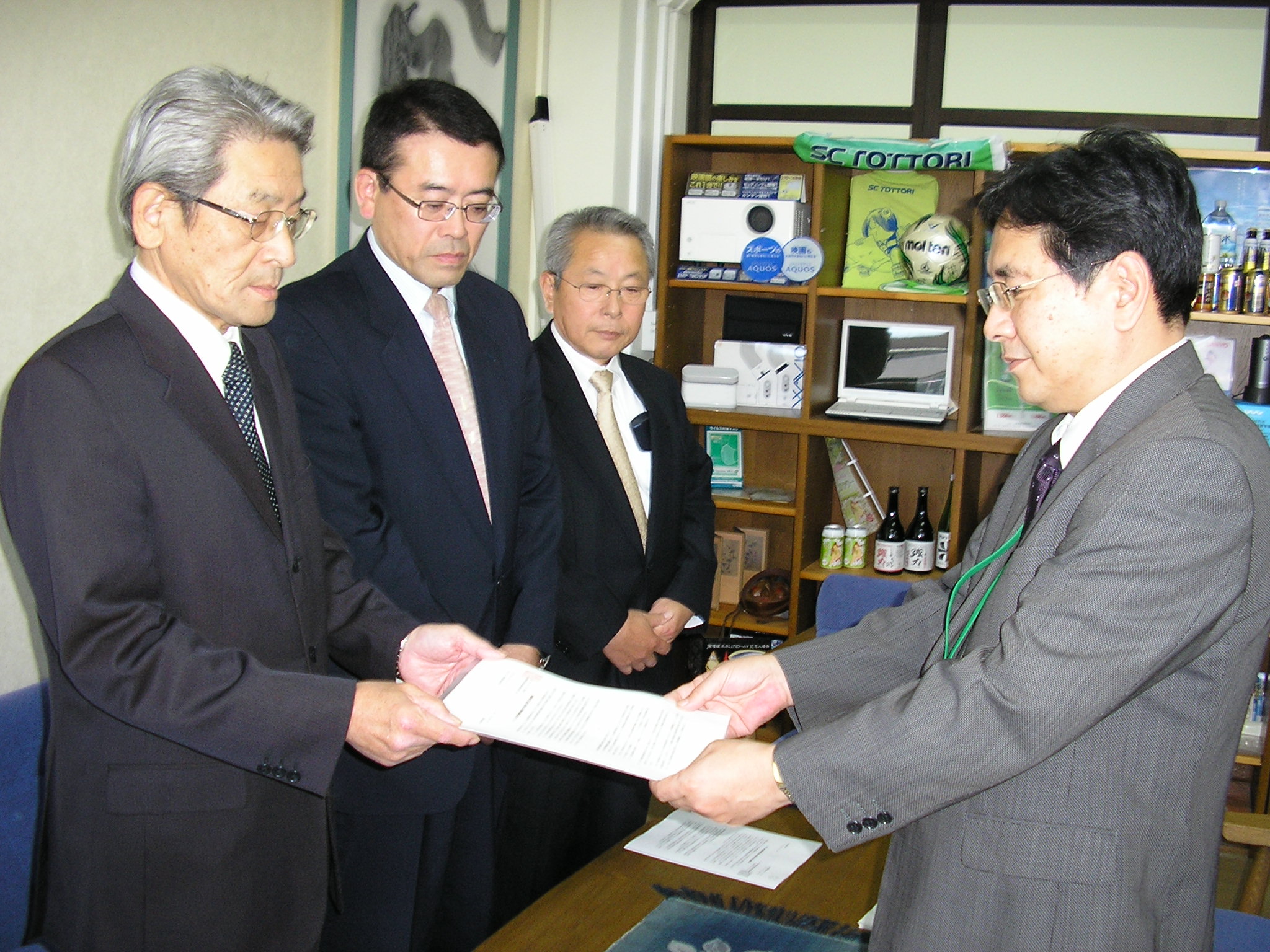 この画像はクリックすると大きな画像を閲覧できます。